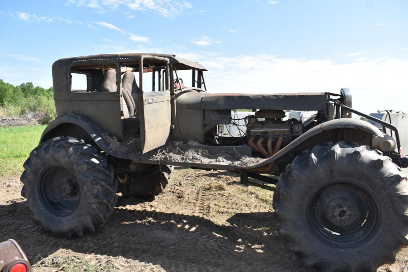 Main image Custom Mud Truck