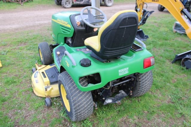 Image of John Deere X475 equipment image 3