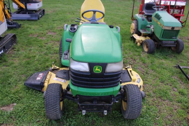 Image of John Deere X475 equipment image 1