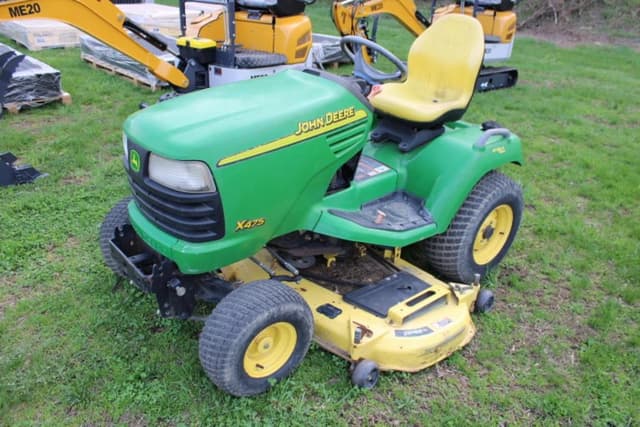 Image of John Deere X475 equipment image 2