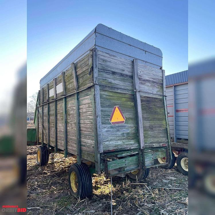 Main image John Deere 216 6