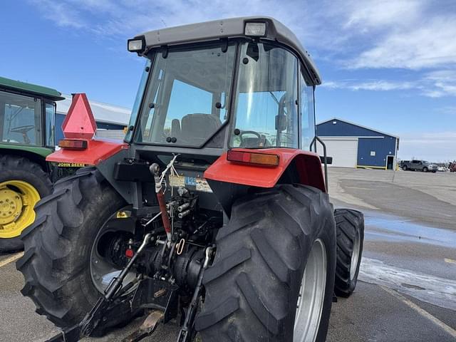 Image of Massey Ferguson 4243 equipment image 3