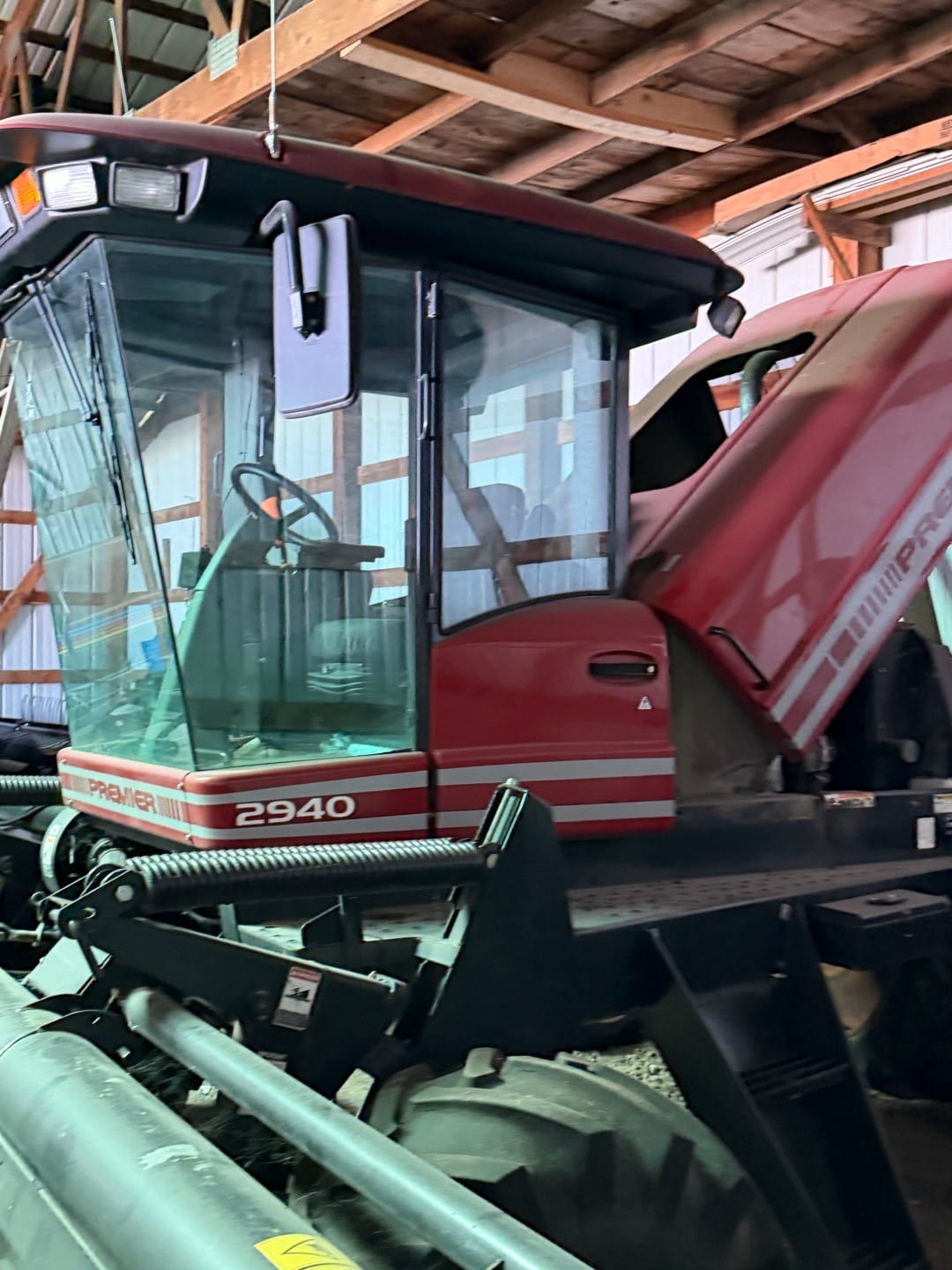 Premier 2940 Equipment Image0
