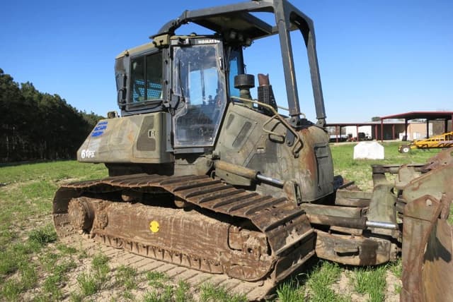 Image of Komatsu D61PX-23 equipment image 2