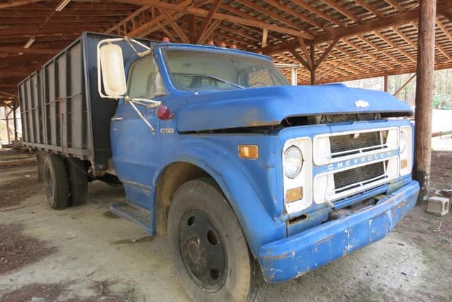 Image of Chevrolet C50 equipment image 2