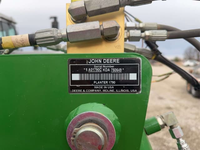 Image of John Deere 1790 equipment image 4