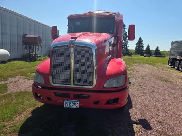 Image of Kenworth T660 equipment image 3