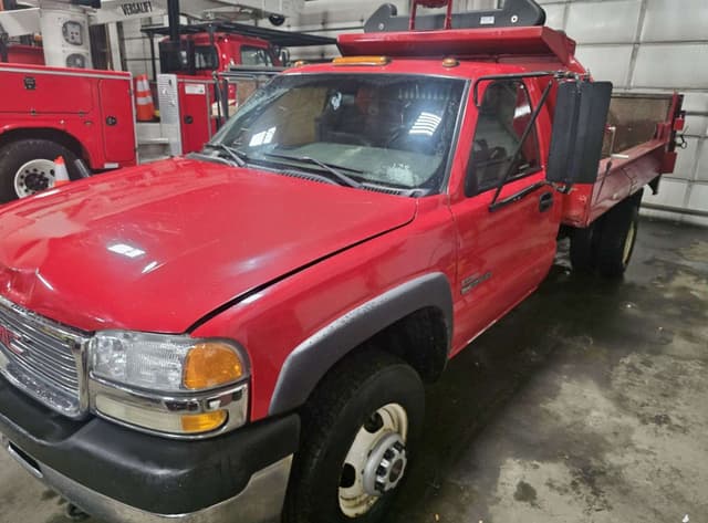 Image of GMC 3500 equipment image 3