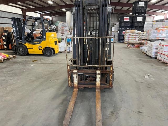 Image of Yale GLP050RGNUAE084 equipment image 1