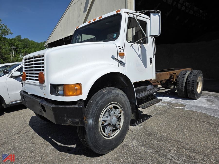 1991 International 4700 Equipment Image0