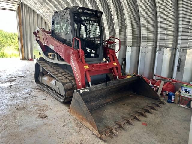 Image of Takeuchi TL12V2 equipment image 3