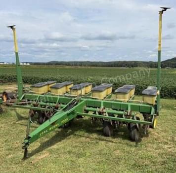 Main image John Deere 7000