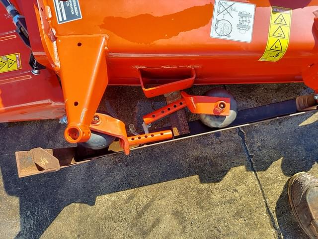 Image of Massey Ferguson 2326 equipment image 3