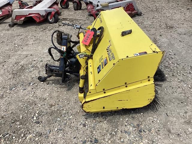 Image of John Deere 60" Broom equipment image 3