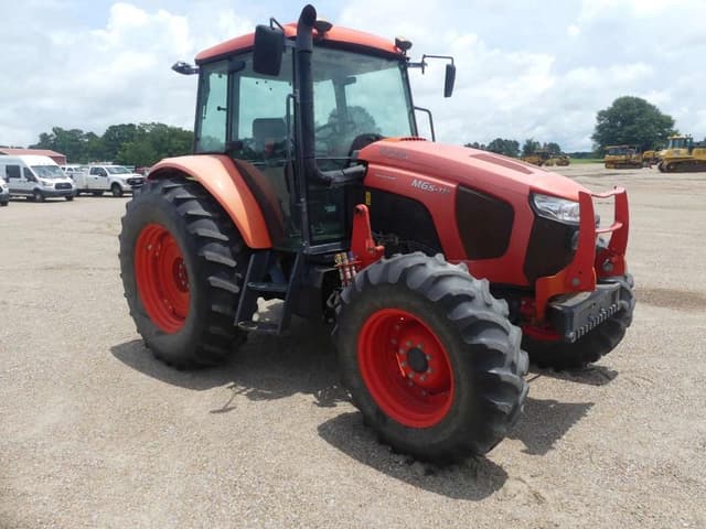 Image of Kubota M6S-111 equipment image 1