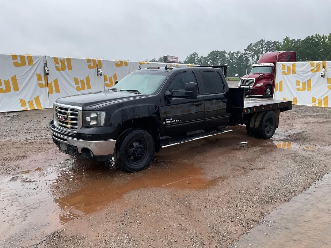 Image of GMC Sierra Primary image