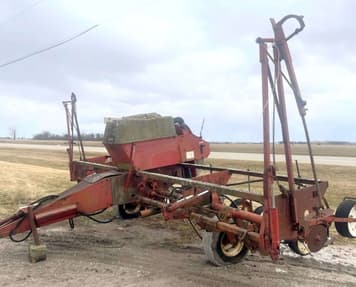 Main image International Harvester 400 Cyclo