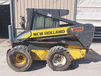 Main image New Holland L185
