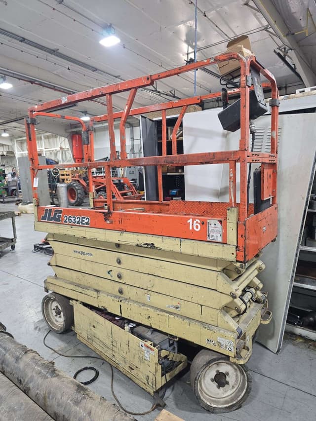 Image of JLG 2632E2 equipment image 1