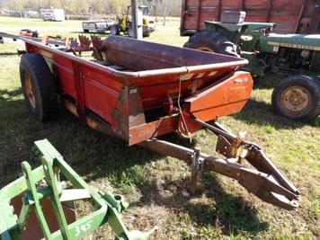 Main image New Holland 512