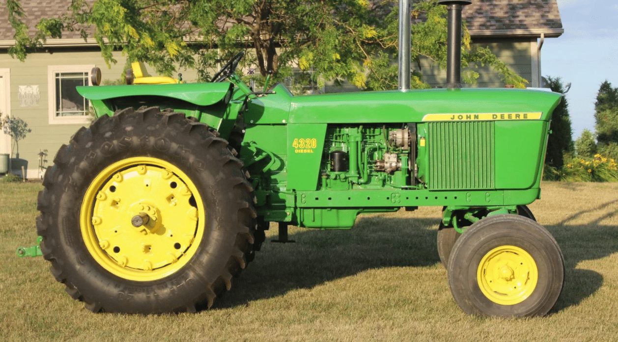 Main image John Deere 4320