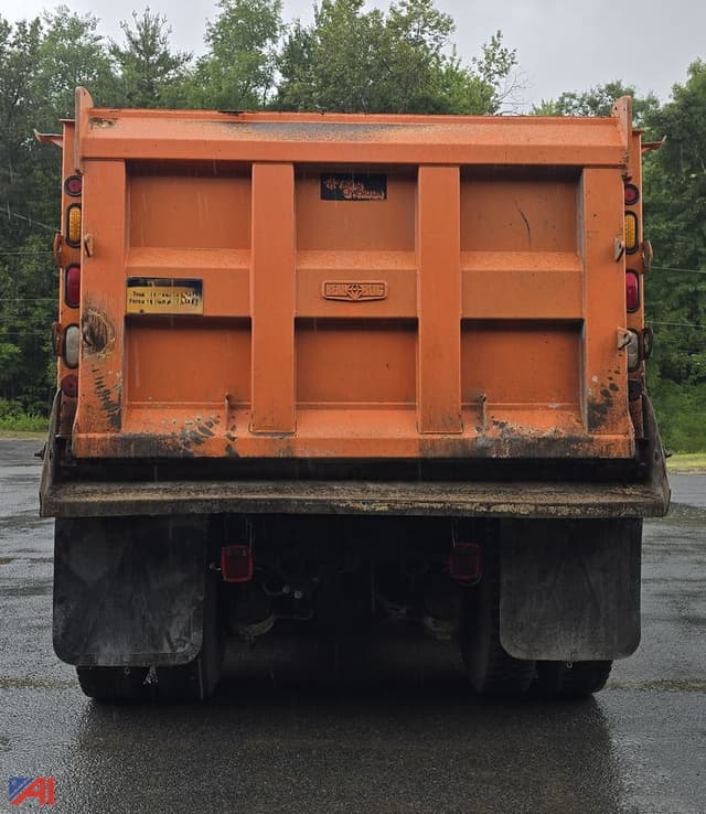 Image of International WorkStar 7600 equipment image 2