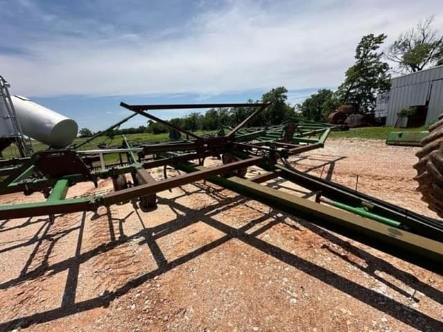 Image of John Deere 610 equipment image 1