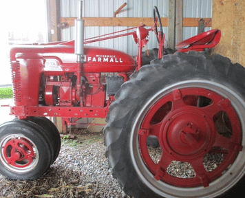 Main image Farmall Super B-TA