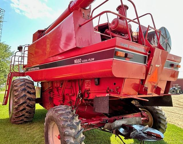 Image of Case IH 1680 equipment image 2