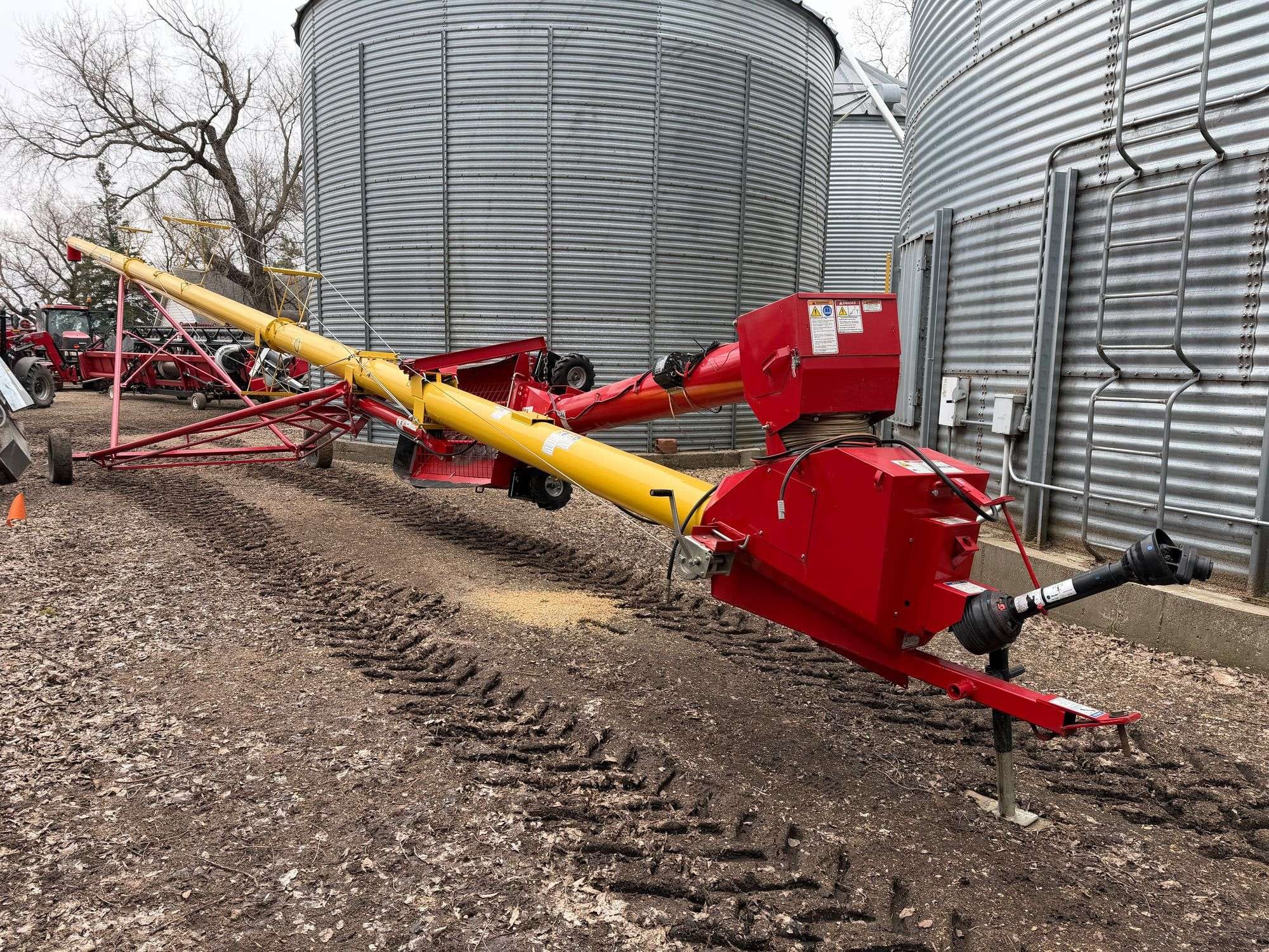 Westfield MKX10-73 Equipment Image0