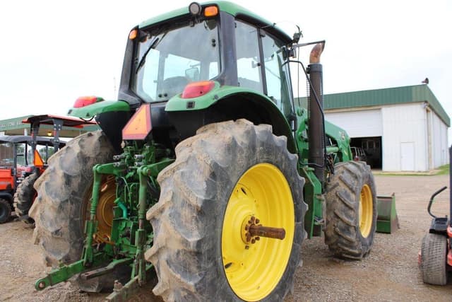 Image of John Deere 6150M equipment image 2