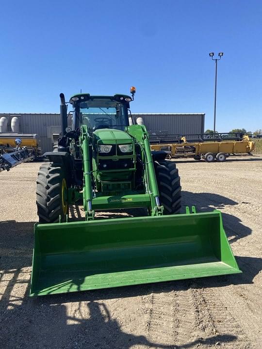 Image of John Deere 6155M equipment image 1