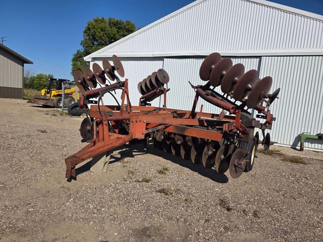 Image of International Harvester 470 equipment image 2