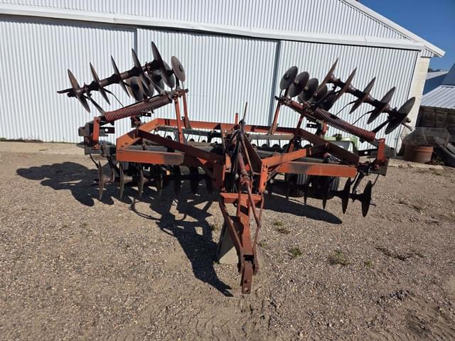 Image of International Harvester 470 equipment image 1