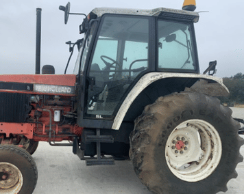 Main image New Holland 6640