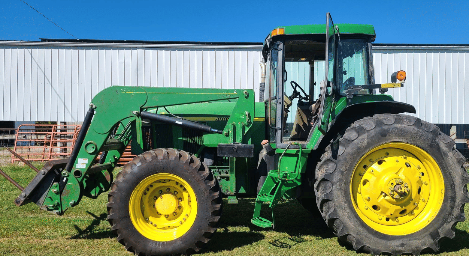 Main image John Deere 7810