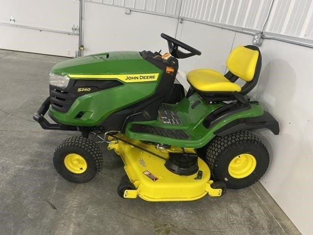 Main image John Deere S240