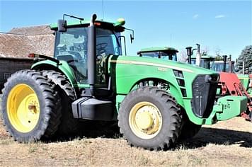 Main image John Deere 8230