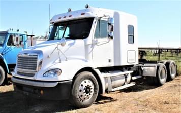 Main image Freightliner CL112