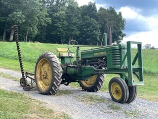Main image John Deere B