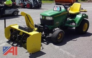 Main image John Deere X585