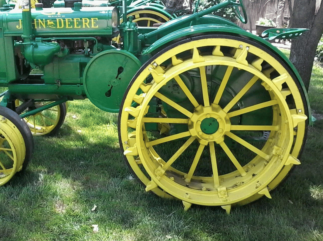 Main image John Deere GP