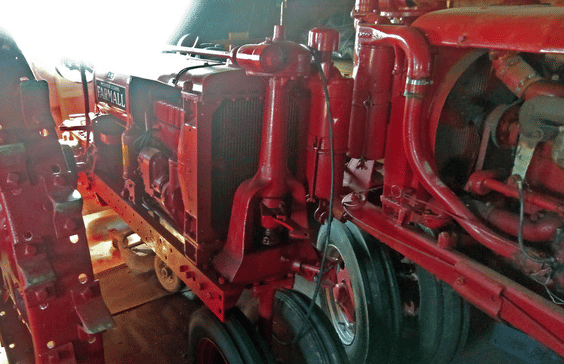 Main image Farmall F-12
