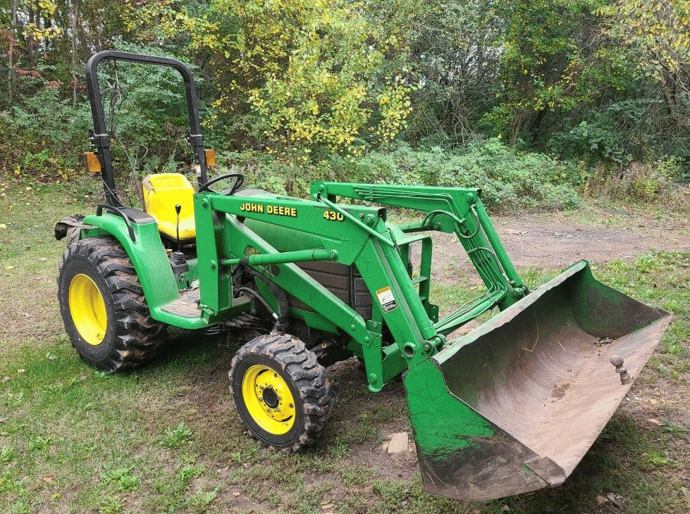 Main image John Deere 4400