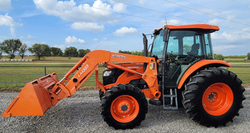 Main image Kubota M8560
