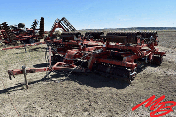 Main image International Harvester 415