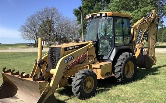 SOLD - 2000 John Deere 410E Lot No. a6c8eca5-4406-11ec-ac98 ...