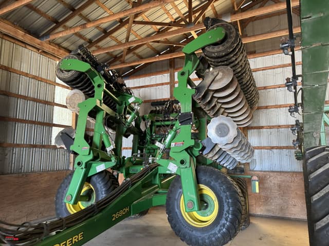 Image of John Deere 2680H equipment image 2