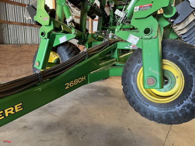 Image of John Deere 2680H equipment image 3