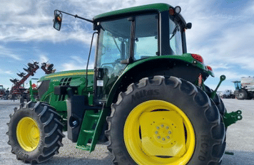 Main image John Deere 6110M